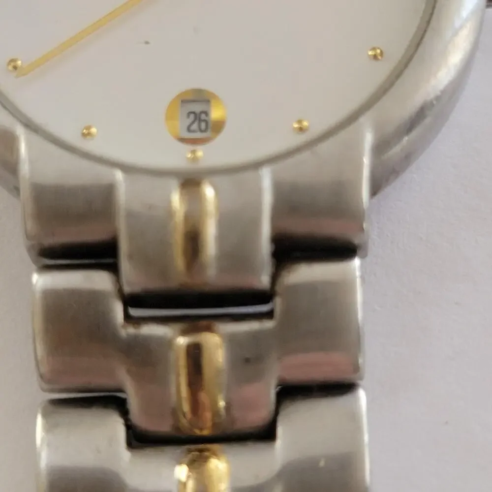Skagen Womens Watch White Dial Silver Case Stainless Bracelet Quartz Analog